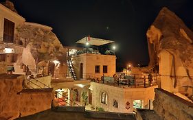 特卡兹洞穴酒店